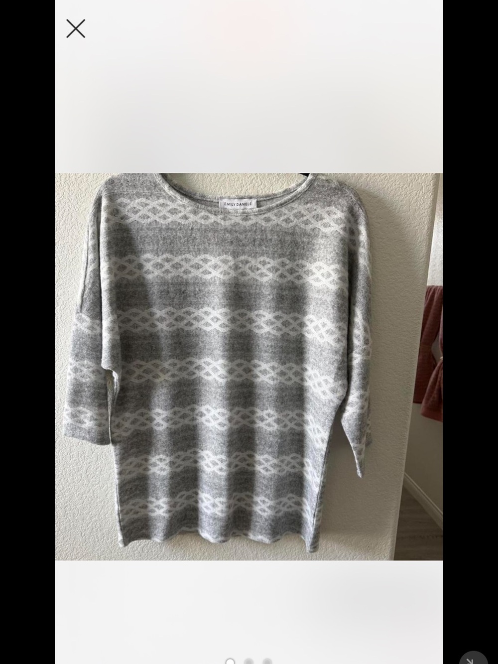 Light Gray Patterned Scoop-Neck Sweater